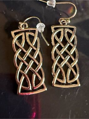 Celtic Knot Dangle Earrings in Silver Tone - Women Jewelry